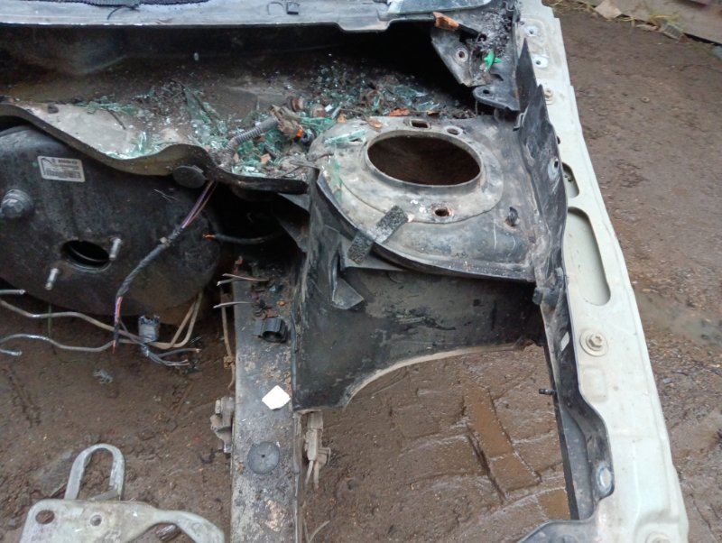 Лонжерон передний левый