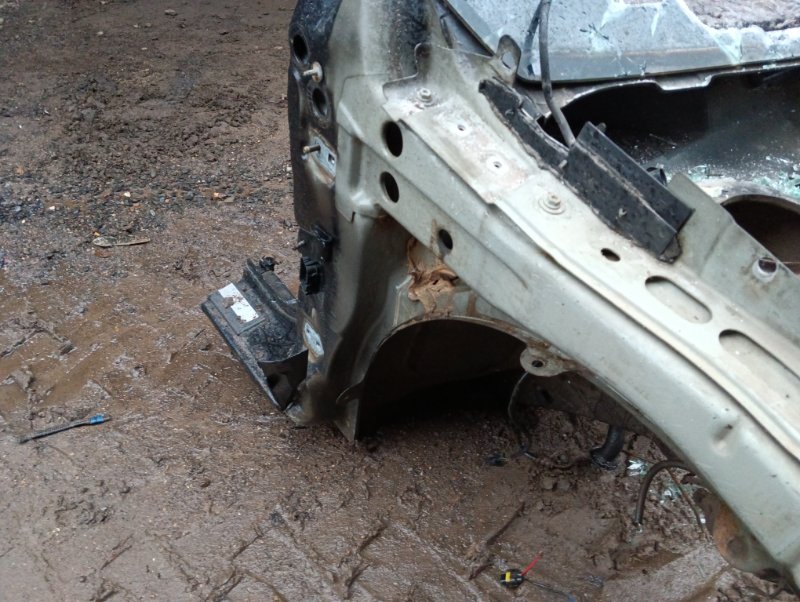 Лонжерон передний правый