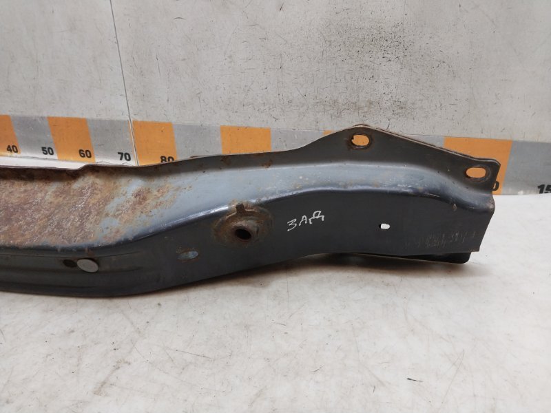 Усилитель заднего бампера