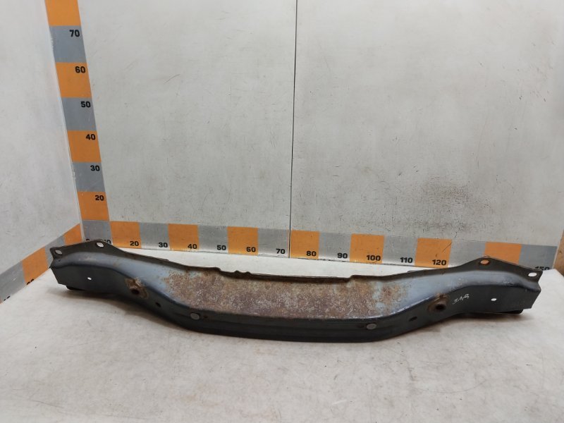 Усилитель заднего бампера