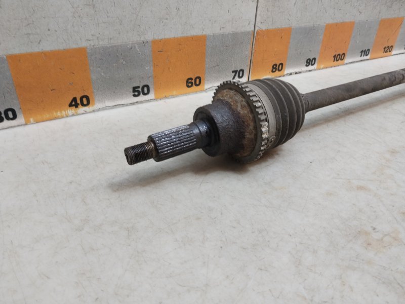 Полуось задняя правая