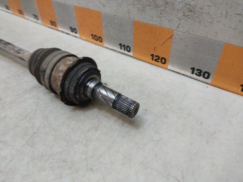 Полуось задняя правая