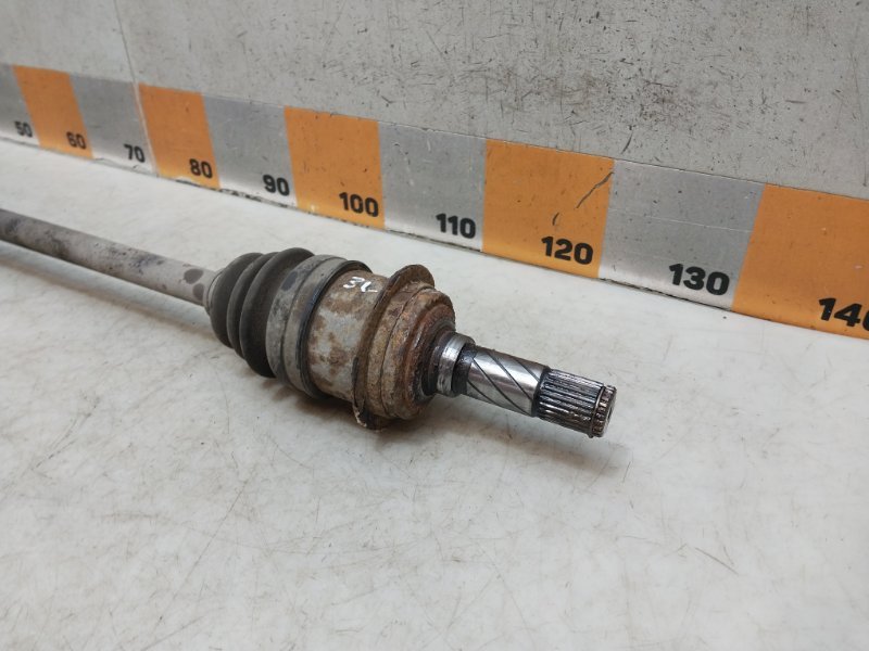 Полуось задняя левая