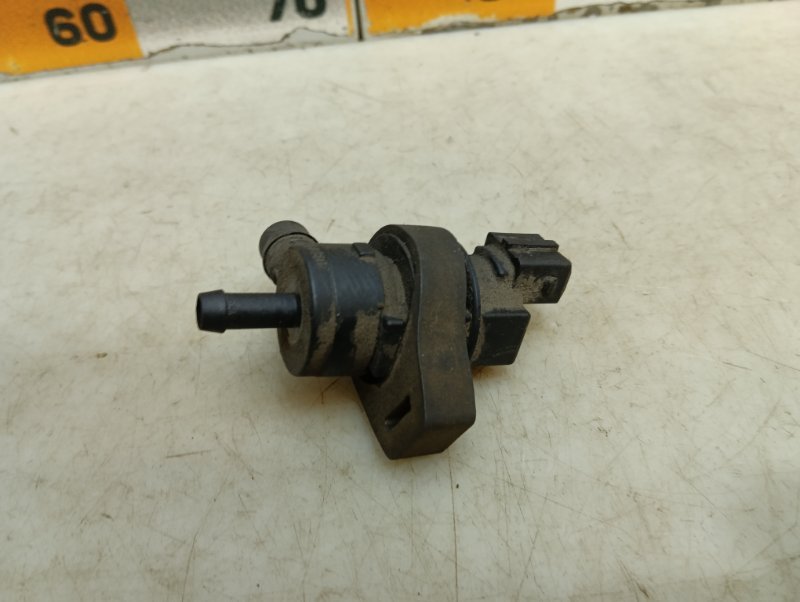 Клапан вентиляции топливного бака