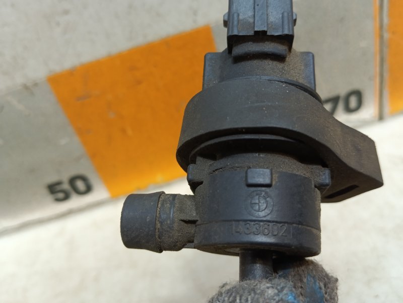 Клапан вентиляции топливного бака