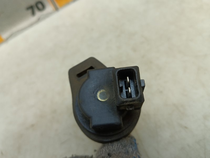 Клапан вентиляции топливного бака