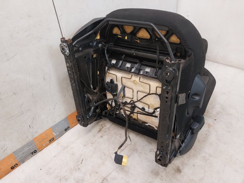 Сиденье переднее правое