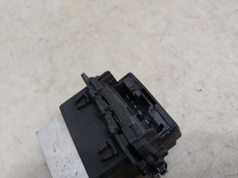 Резистор отопителя