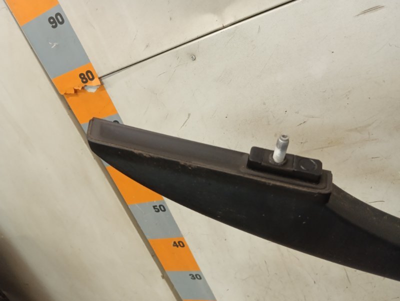 Рейлинг (релинг) правый (планка на крышу)