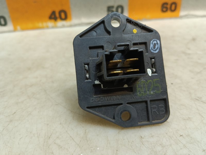 Резистор отопителя