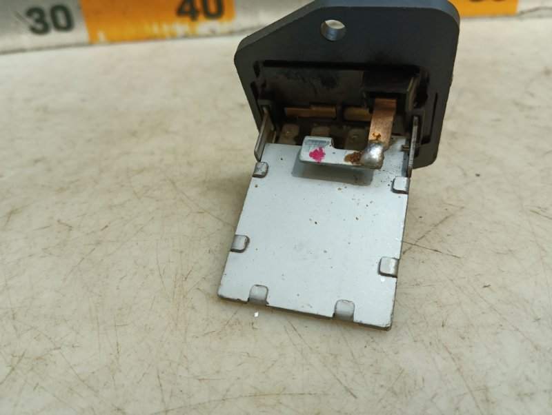 Резистор отопителя