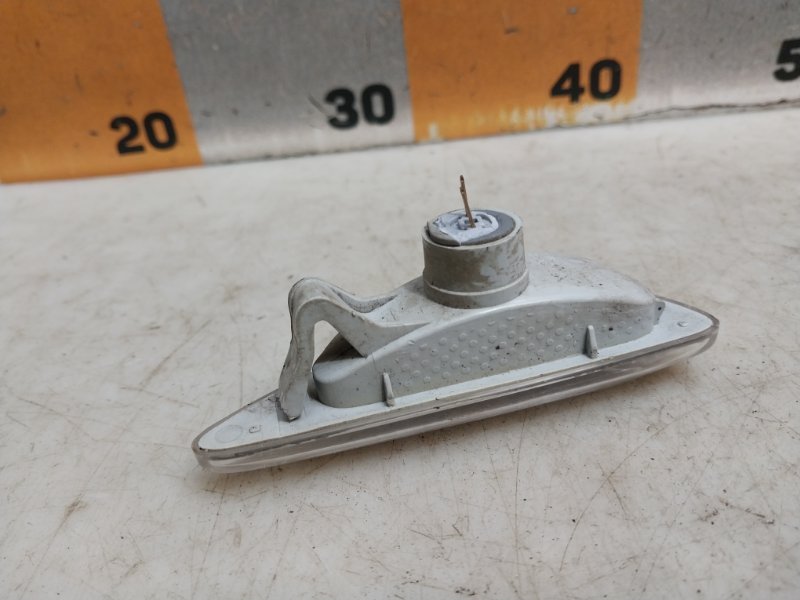 Повторитель на крыло левый