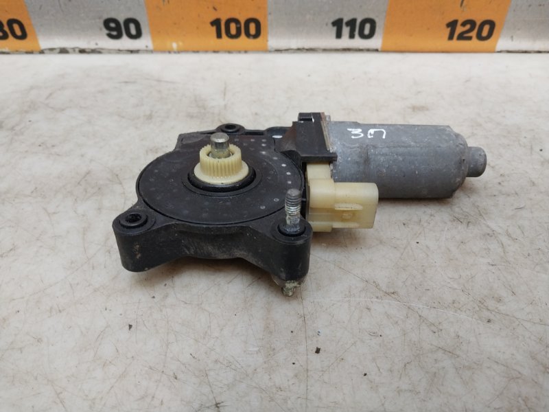 Моторчик стеклоподъемника