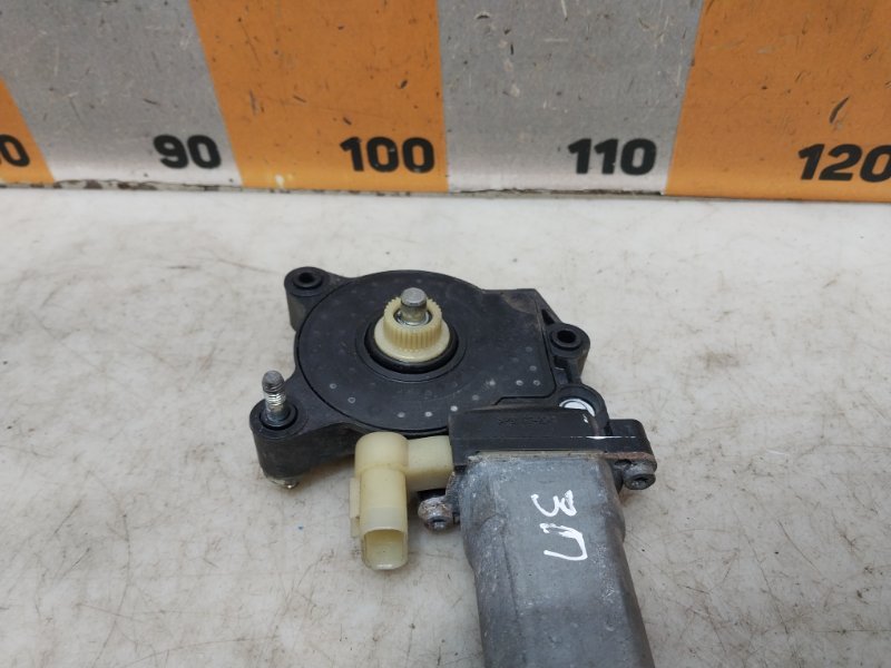 Моторчик стеклоподъемника