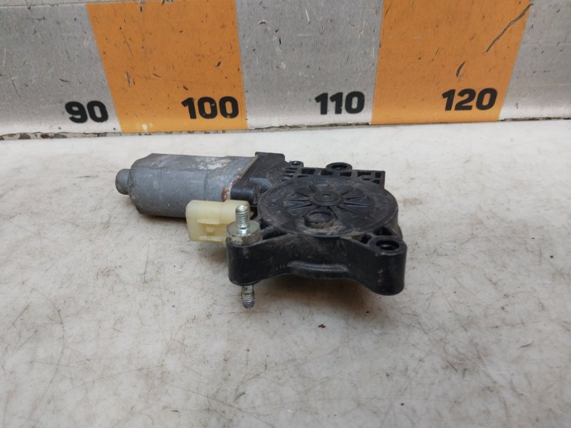 Моторчик стеклоподъемника