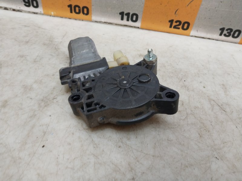 Моторчик стеклоподъемника