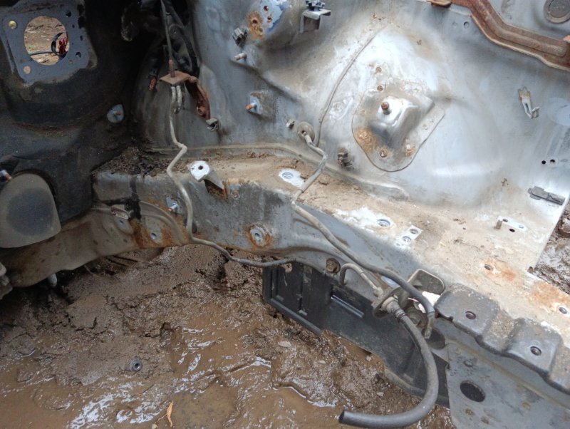 Лонжерон передний левый