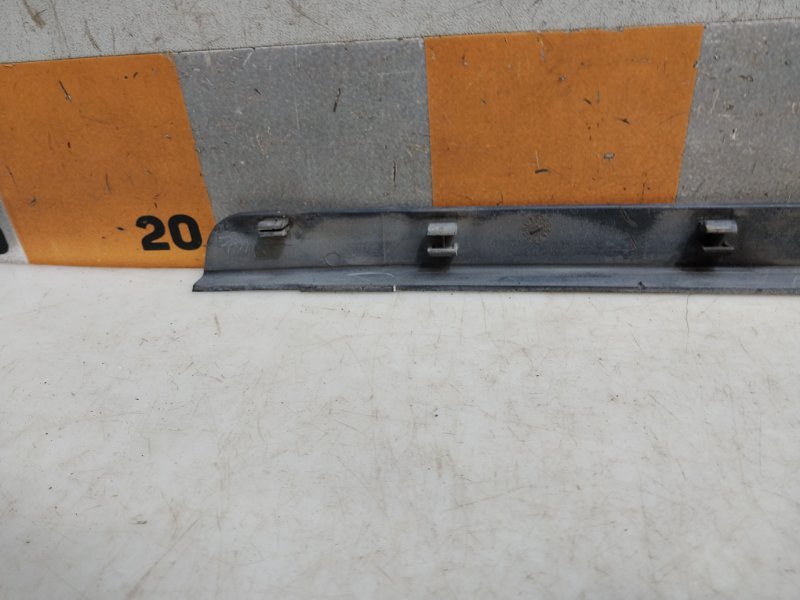 Накладка заднего бампера