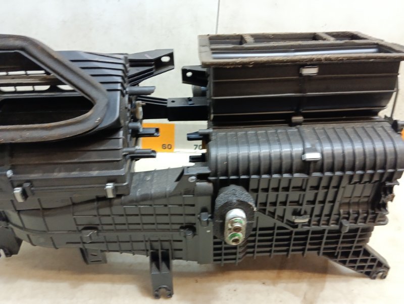 Корпус отопителя