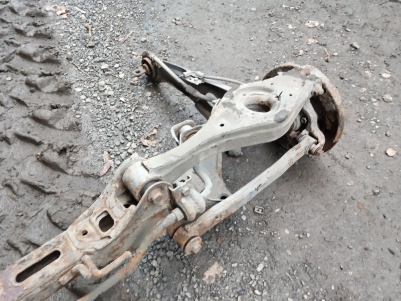 Балка задняя