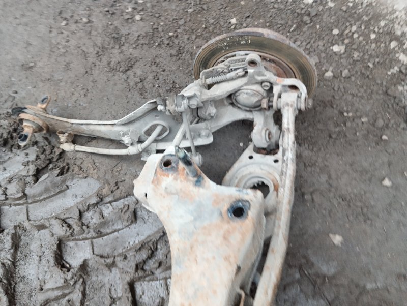 Балка задняя