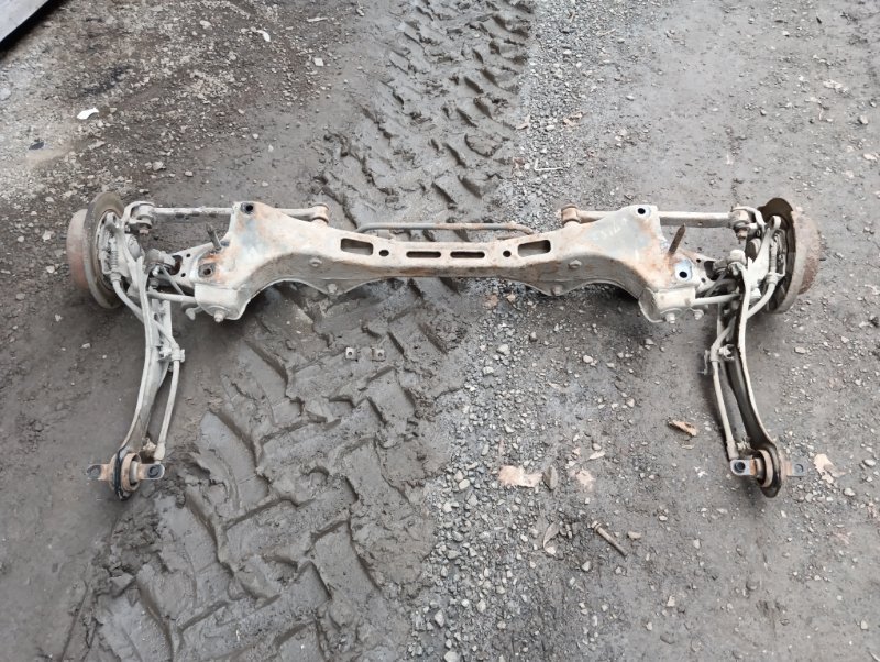 Балка задняя