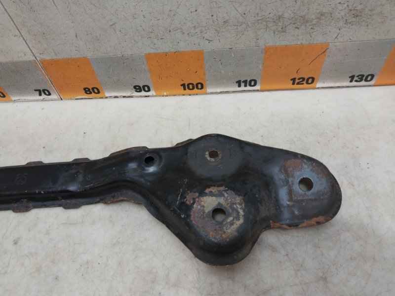 Балка передняя поперечная