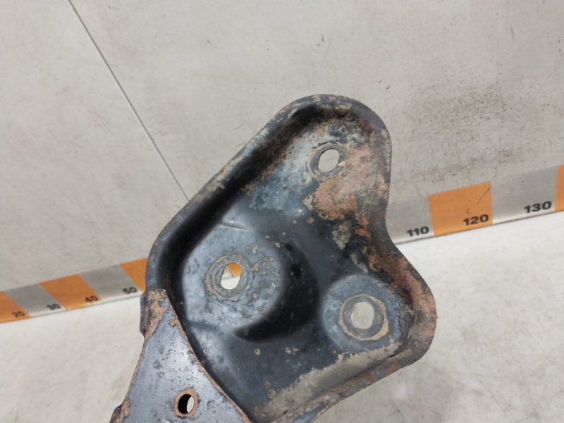 Балка передняя поперечная