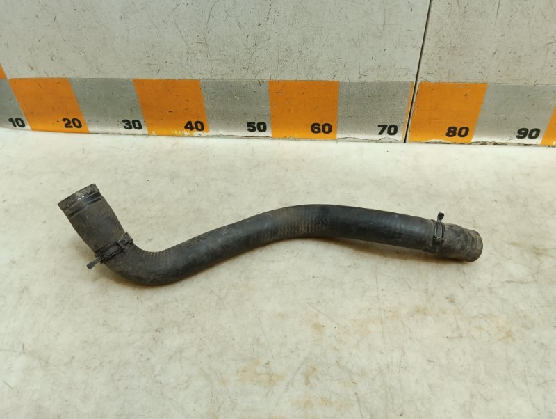 Патрубок радиатора