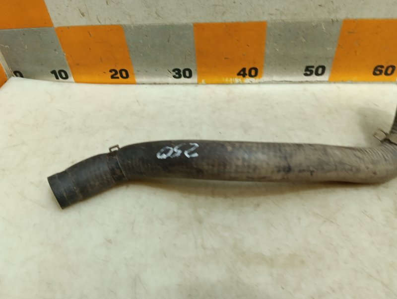 Патрубок радиатора