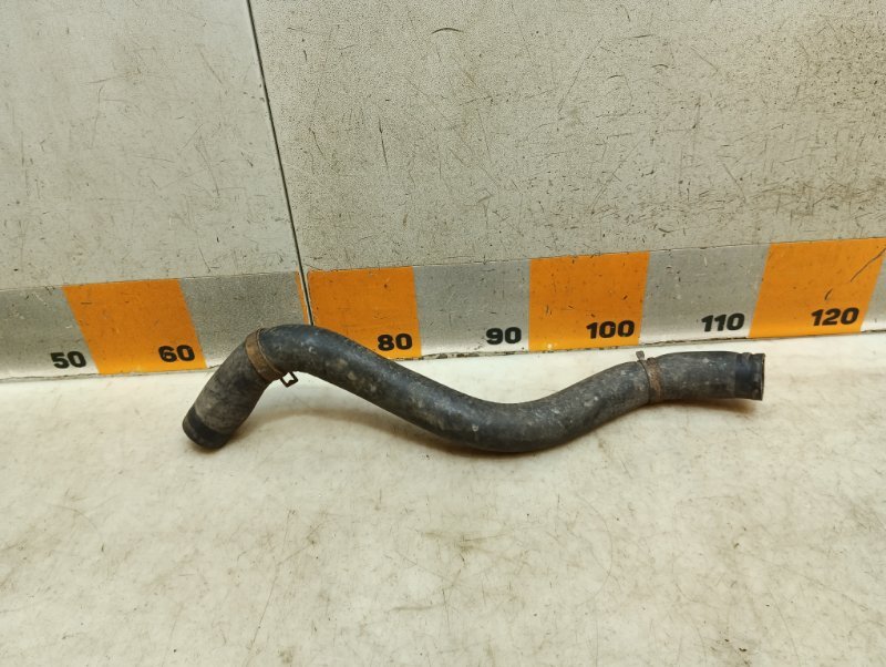 Патрубок радиатора