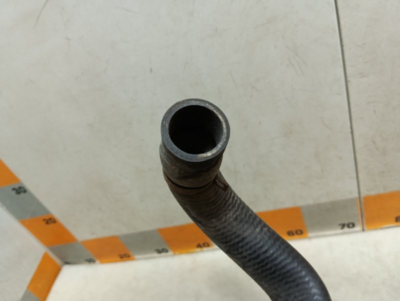 Патрубок радиатора