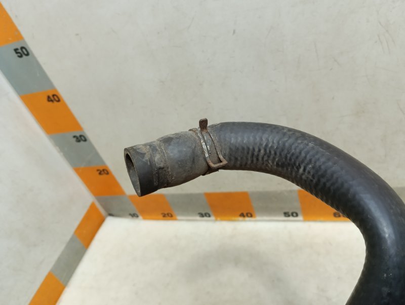 Патрубок радиатора