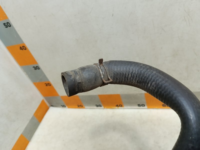 Патрубок радиатора