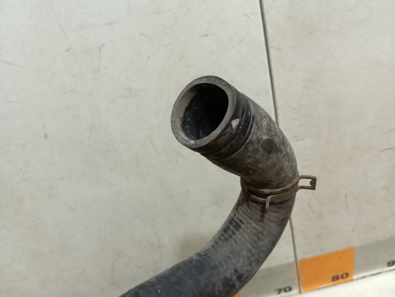 Патрубок радиатора