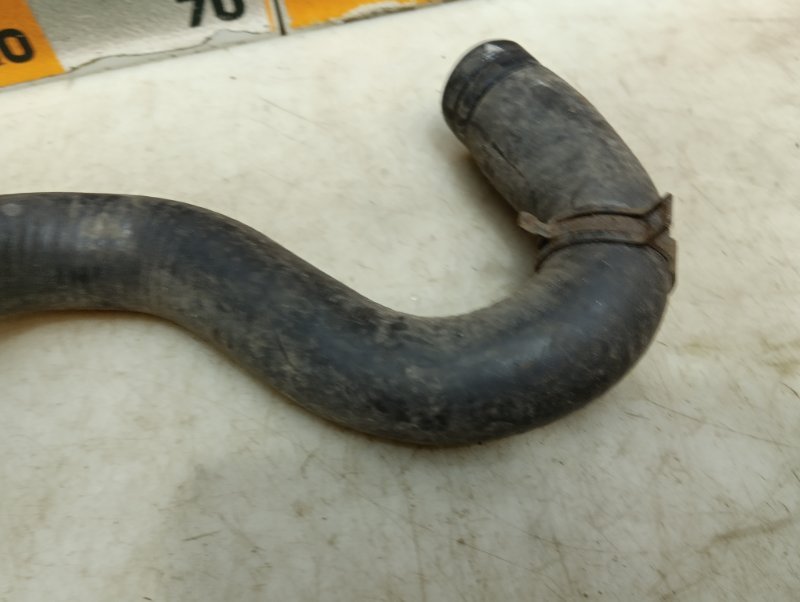 Патрубок радиатора