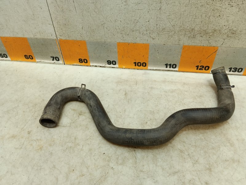 Патрубок радиатора