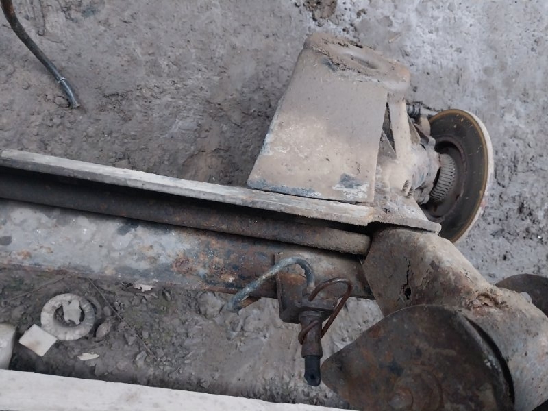 Балка задняя