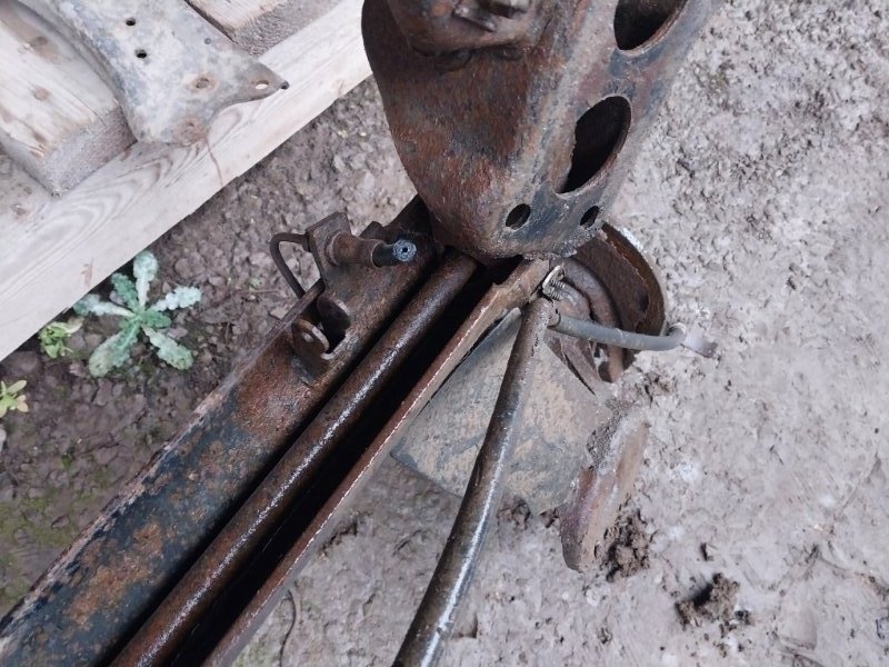 Балка задняя