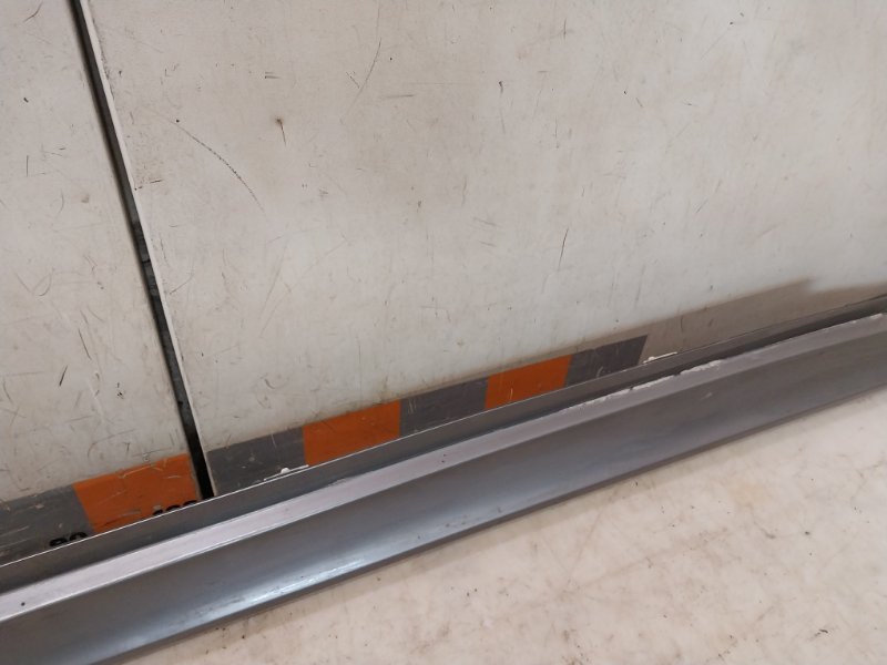 Накладка на порог (наружная)