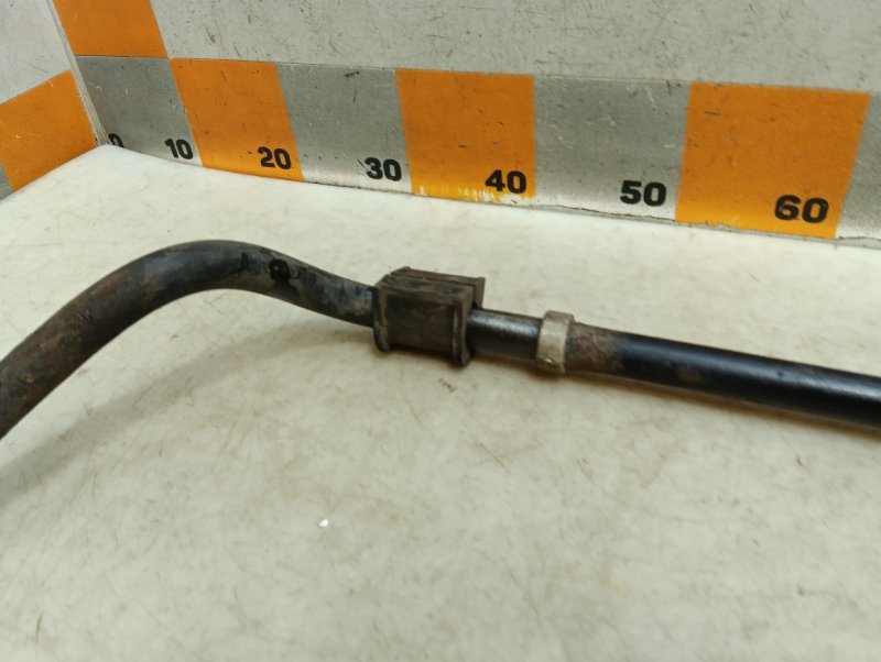 Стабилизатор передний