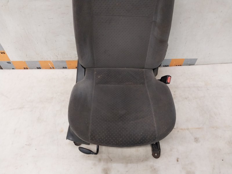 Сиденье переднее правое