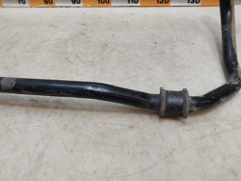 Стабилизатор передний