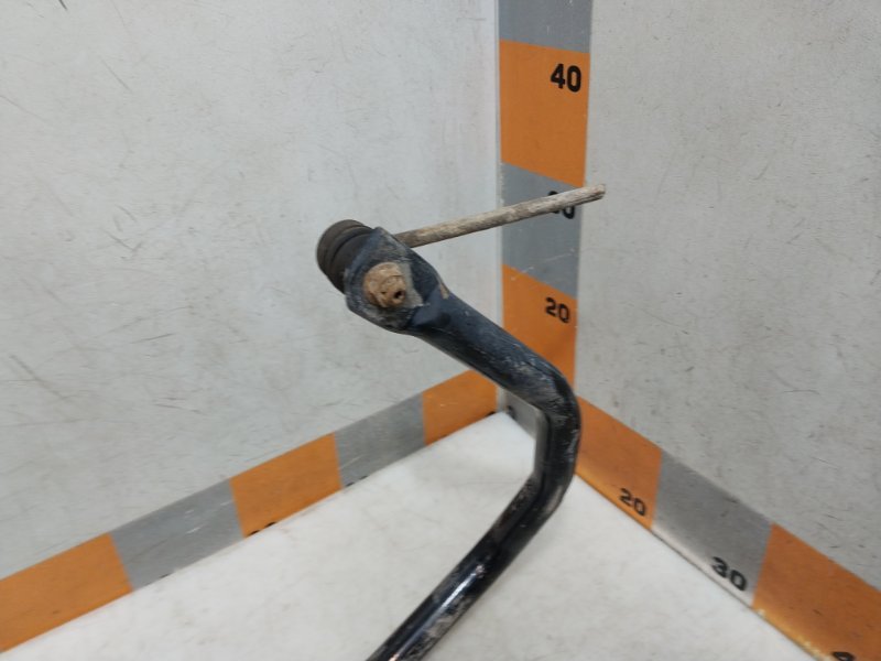 Стабилизатор передний