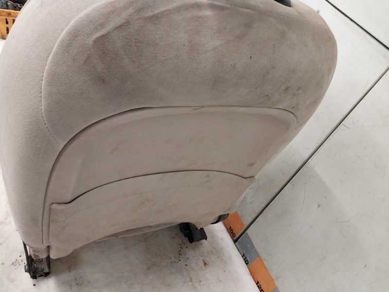 Сиденье переднее правое