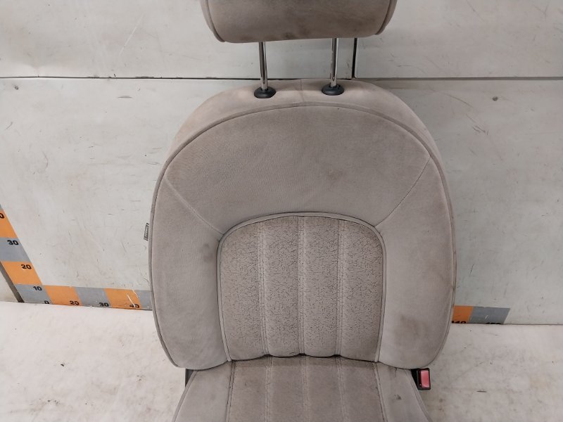 Сиденье переднее правое