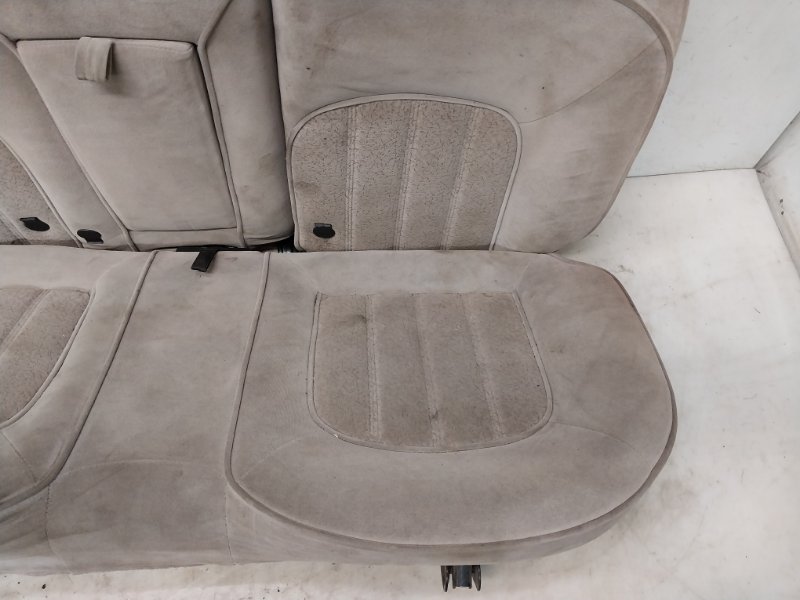 Сиденье салонное