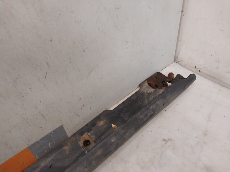 Накладка на порог (наружная)