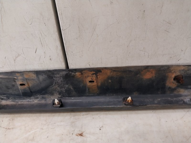 Накладка на порог (наружная)