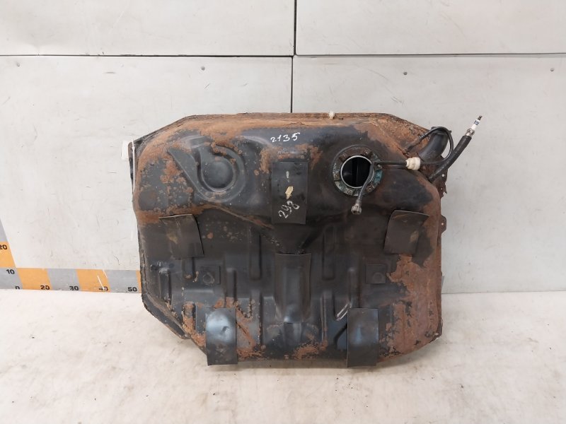 Бак топливный